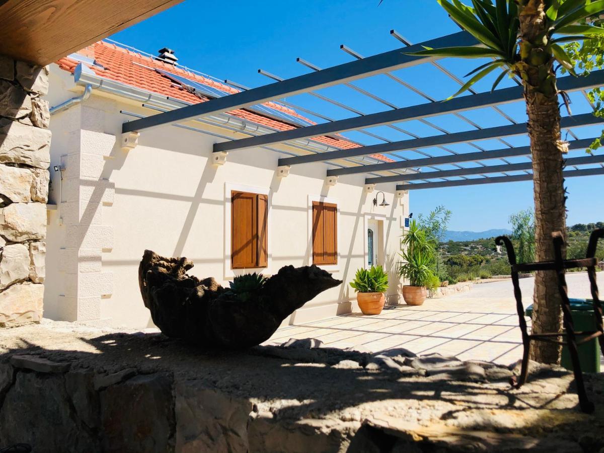 Villa Fani Supetar Exteriér fotografie